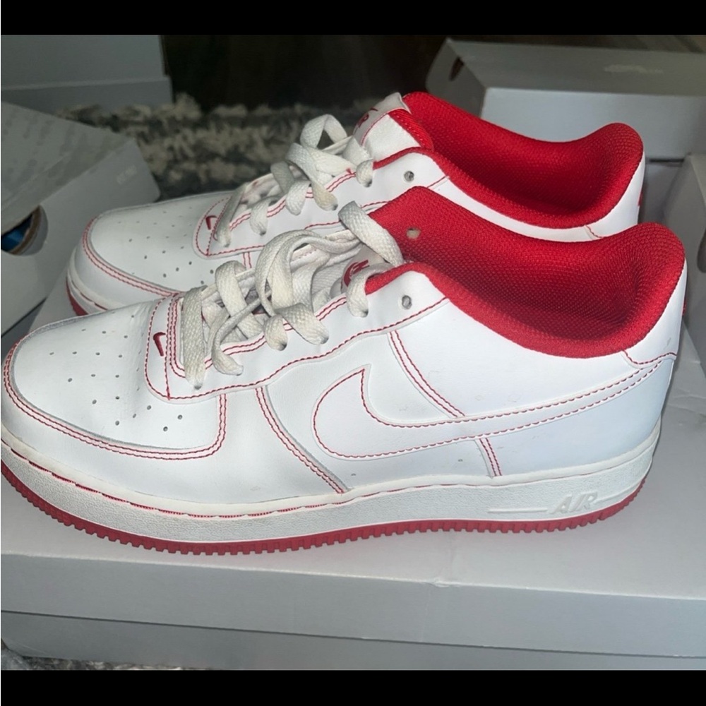 Nike air force 1 red
